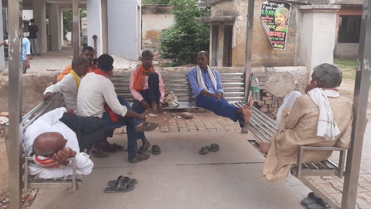 old man mutilated body found police had called him police post in mirzapur