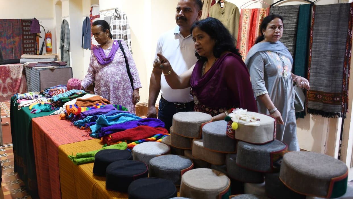 Handloom exhibition started in Gaiety lamb wool shawl became the attraction
