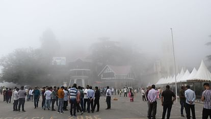 HP Monsoon Rain in Dharamshala Baddi five devotees from UP stranded in Baner Khad