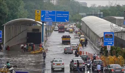 what to do if your car stops in flood water car tips for monsoon car care tips for rainy season