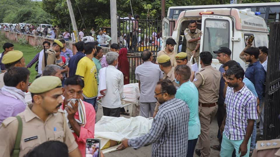 Hathras Accident Satsang Venue Turns Into Graveyard Scattered Footwear, and Mobiles Found Check Photos
