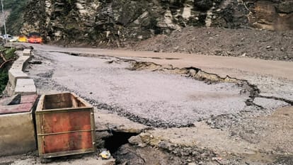 Himachal Weather: Heavy rains cause devastation in Seraj, highway near Pandoh Dam collapses, many roads blocke
