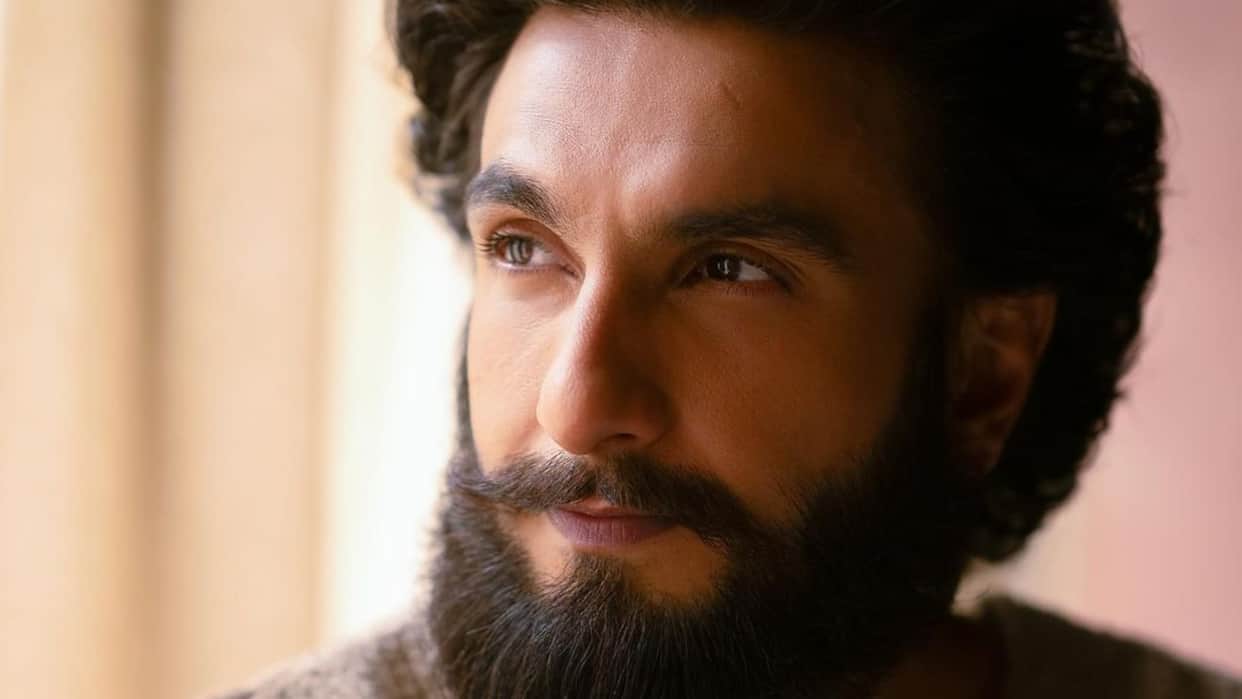 Ranveer Singh Reviews on Kalki 2898 AD actor says I Love You Baby Deepika Padukone your Performance Beyond