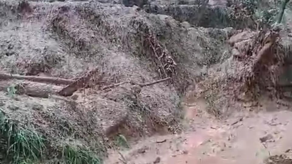 Uttarakhand Extreme rainfall in Rudraprayag many fields destroyed by debris, school road closed