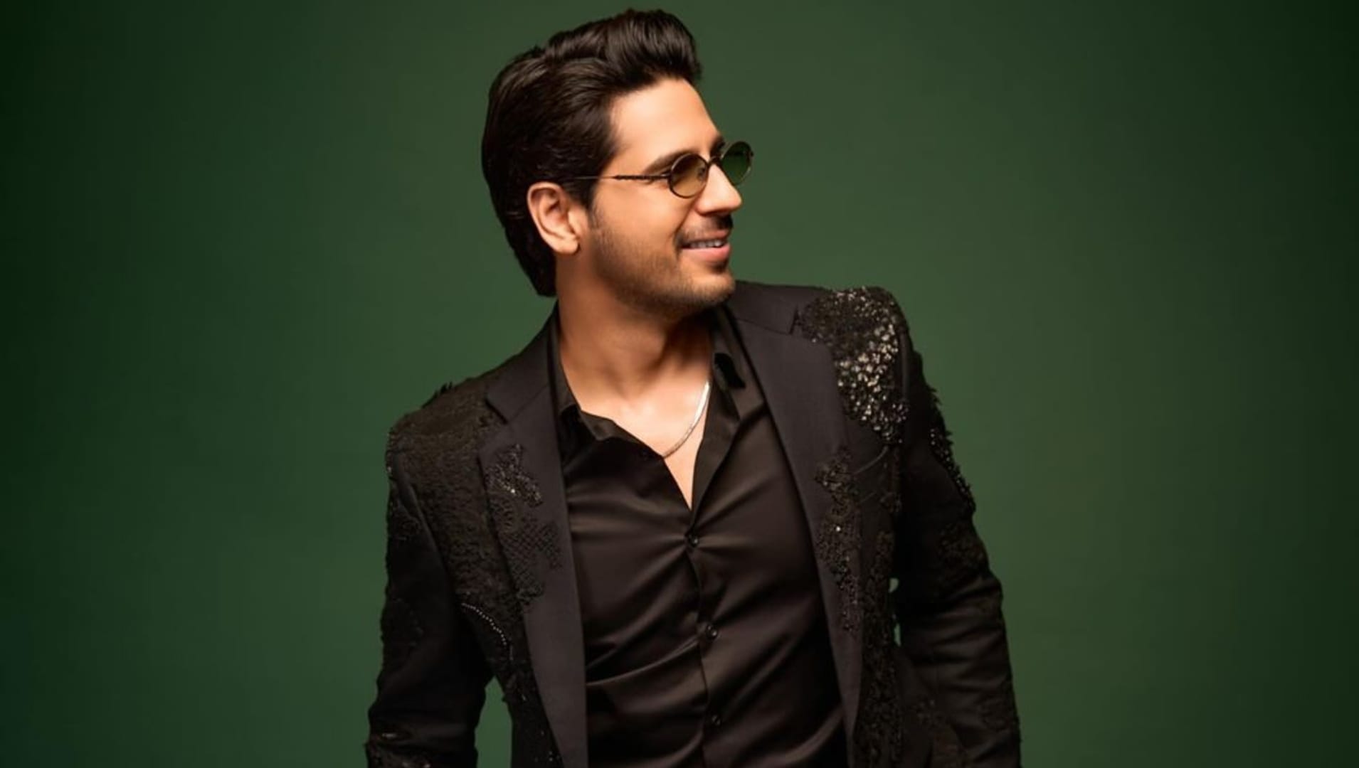 These bollywood stars make big name in bollywood industry Nawazuddin Siddiqui kartik aaryan disprj