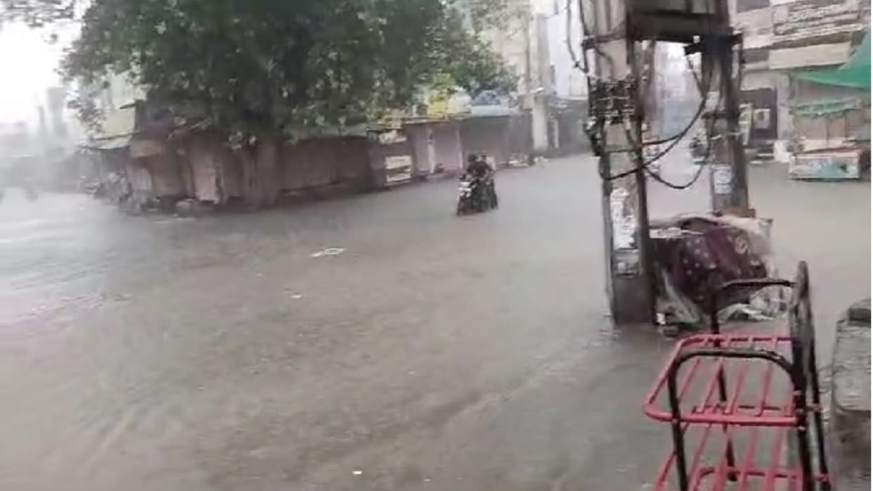 Monsoon 2024 Fatehabad witnessed continuous rain for four hours people are facing waterlogging