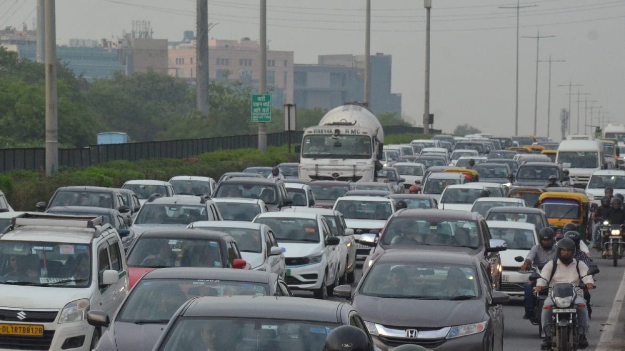Mausam Ki Jankari Waterlogging in Gurugram due to Four hours of rain