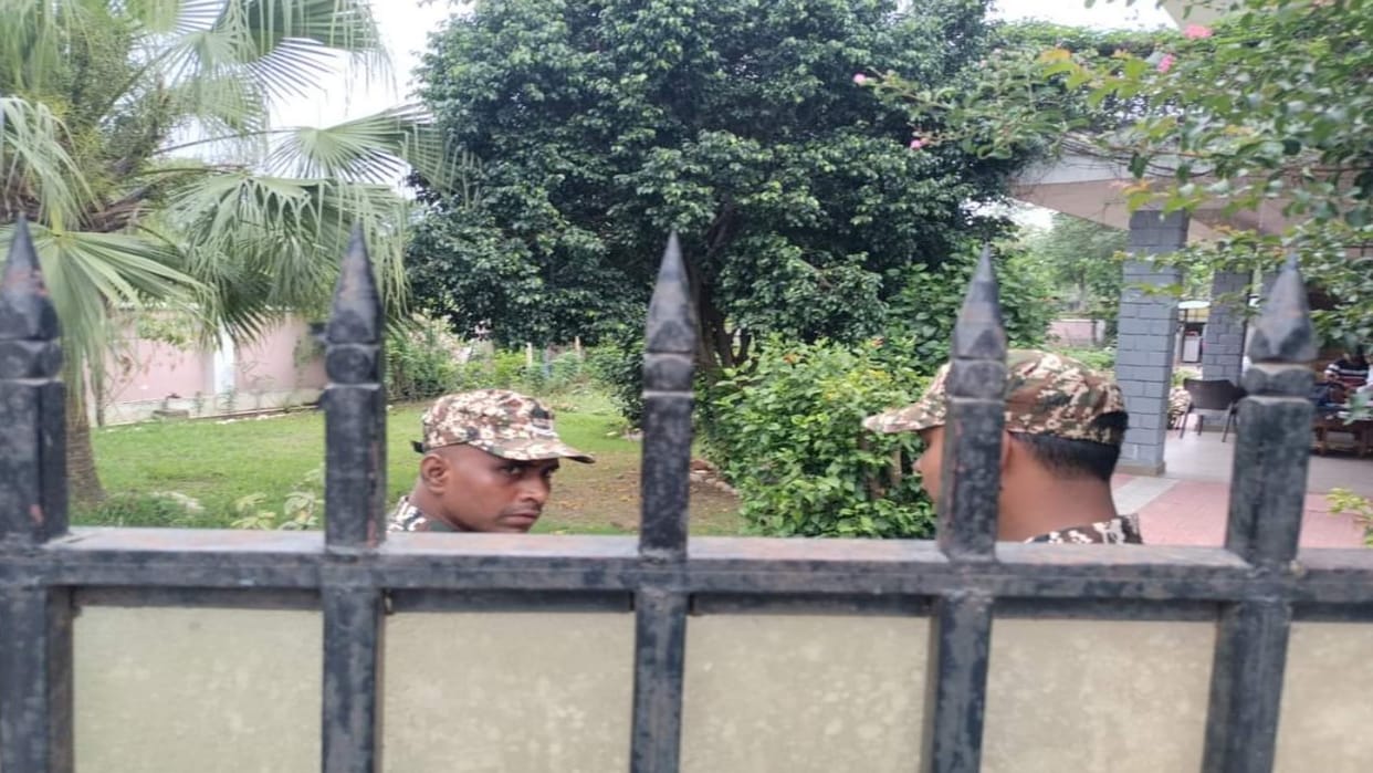 Income Tax Department raids the business premises of three businessmen in Naidun
