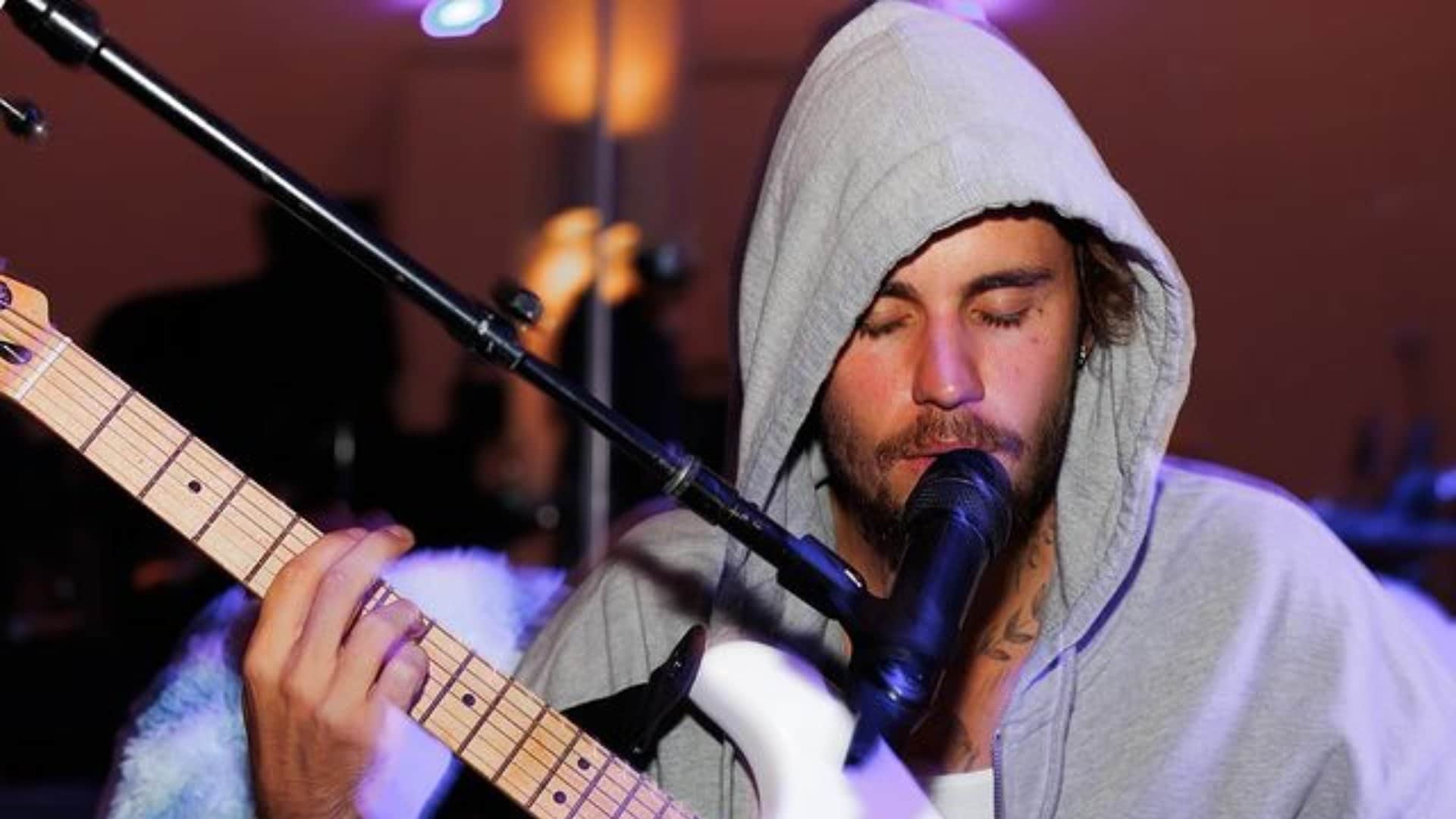 Anant Ambani Radhika Merchant Wedding Justin Bieber Arrives In Mumbai To Perform couples sangeet