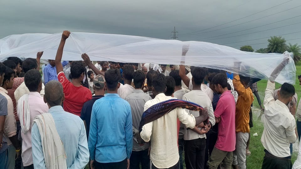 Four bodies including mother and son reached Pilkhana