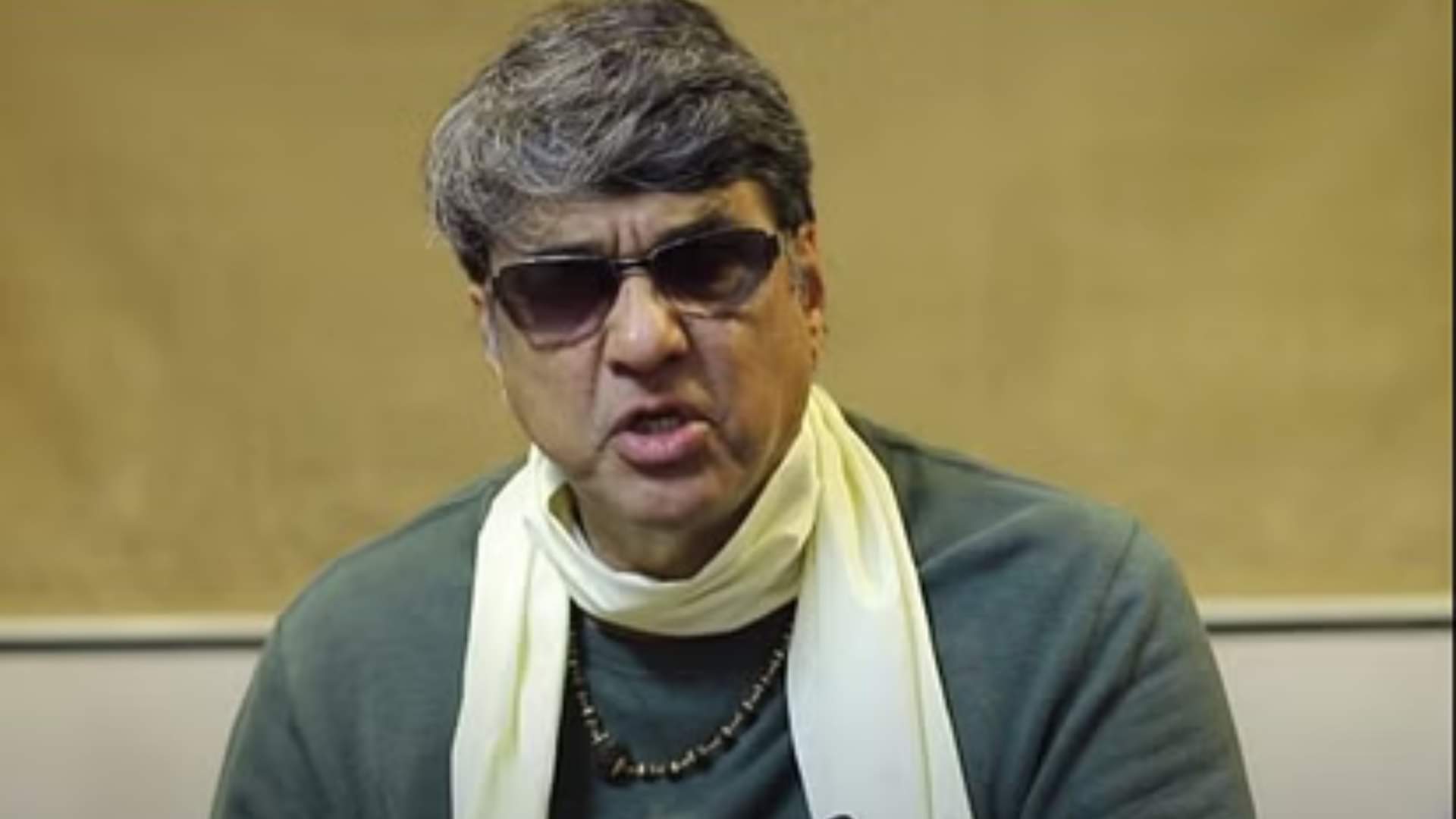 Mukesh Khanna took a jibe at Kapil Sharma called his comedy show obscene with arun govil example