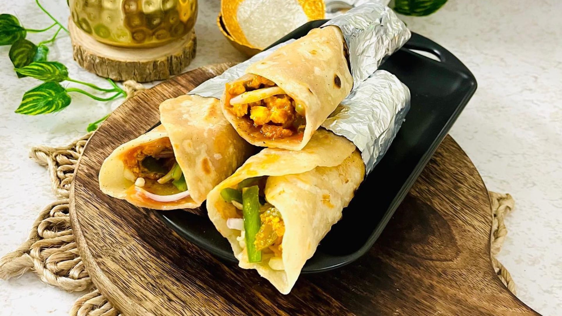 easy Paneer Roll Recipe in hindi ghar par paneer roll kaise banaye