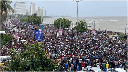 Team India: Water cannon salute to flight Team India celebration victory parade photos in Mumbai Marine Drive