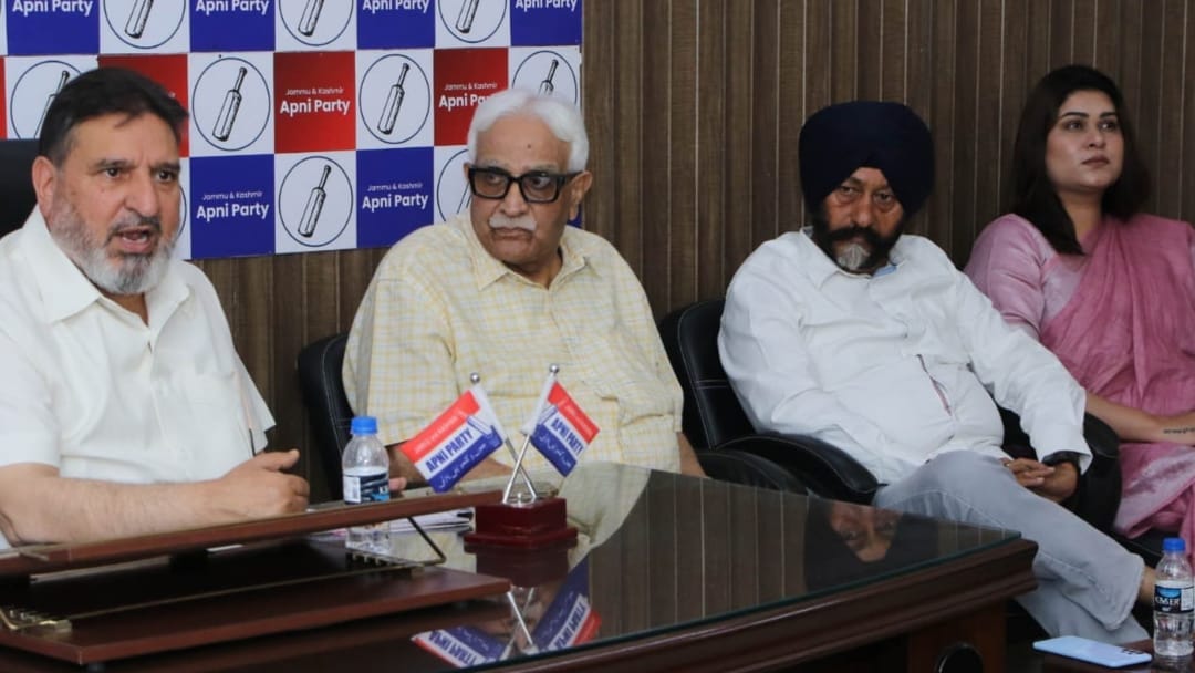 JK Election : apni party has also geared up for the assembly elections altaf Bukhari asked leaders to engage i