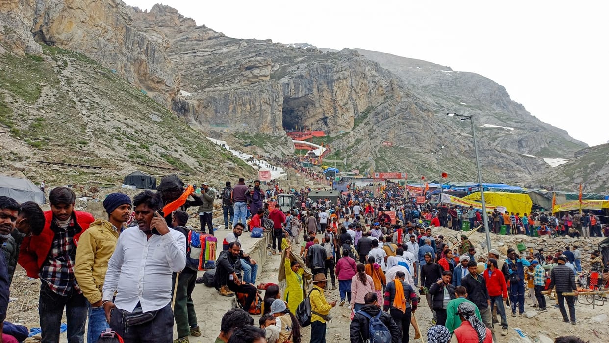 Amarnath Yatra: Till now, more than 1.5 lakh devotees have visited Baba Barfani.