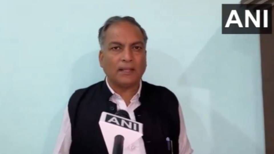 Baba Sakar Hari lawyer said main accused In Hathras incident Madhukar admitted in hospital