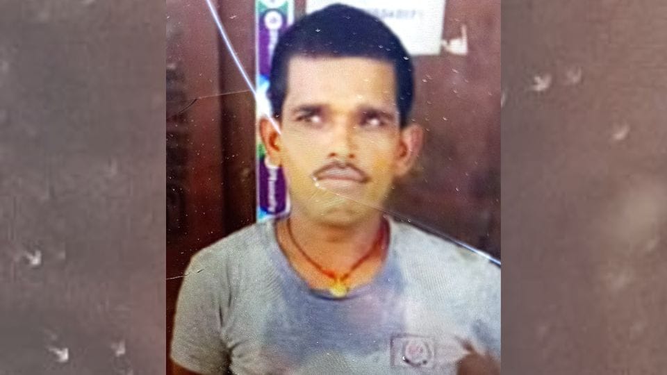 Laborer dies after getting stuck in a lift in Ghaziabad