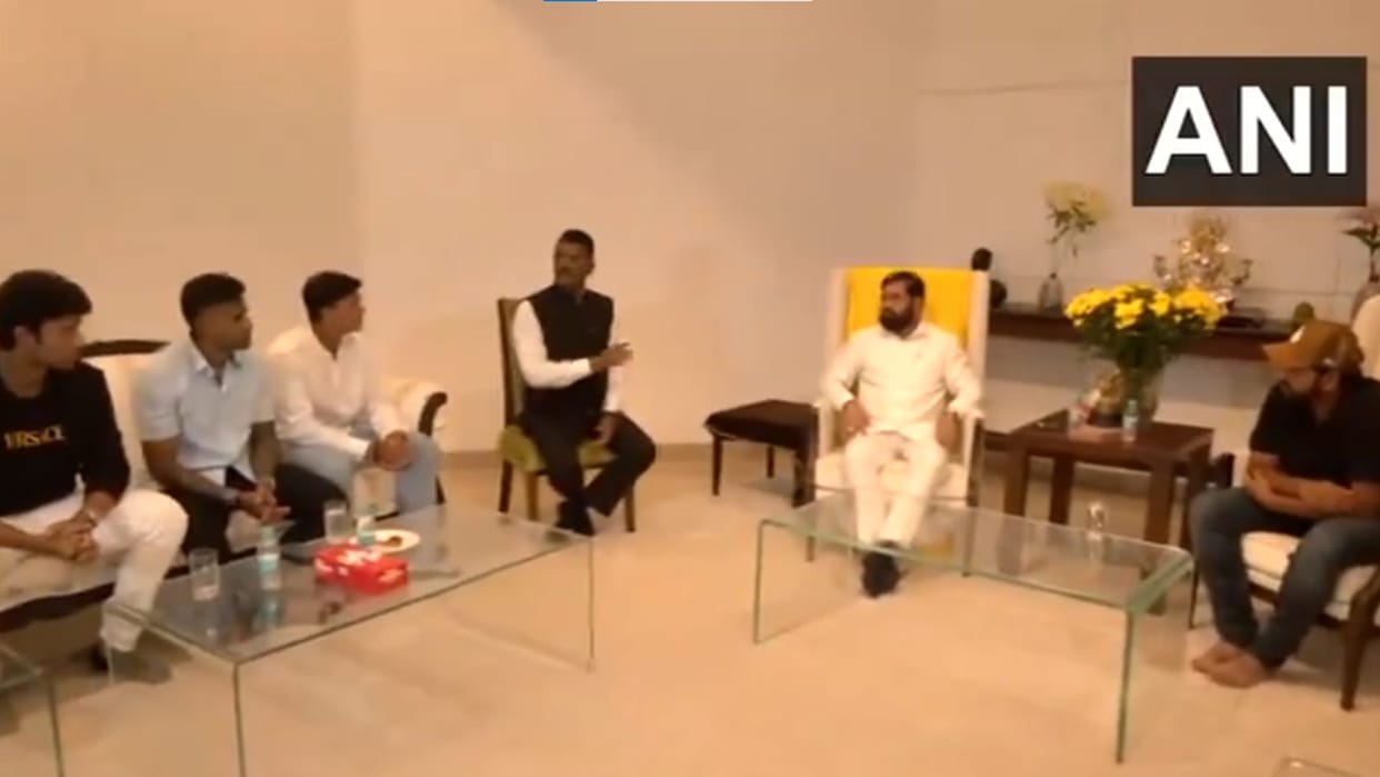 Rohit Sharma Suryakumar Yadav, Shivam Dube and Yashasvi Jaiswal meet CM Eknath Shinde