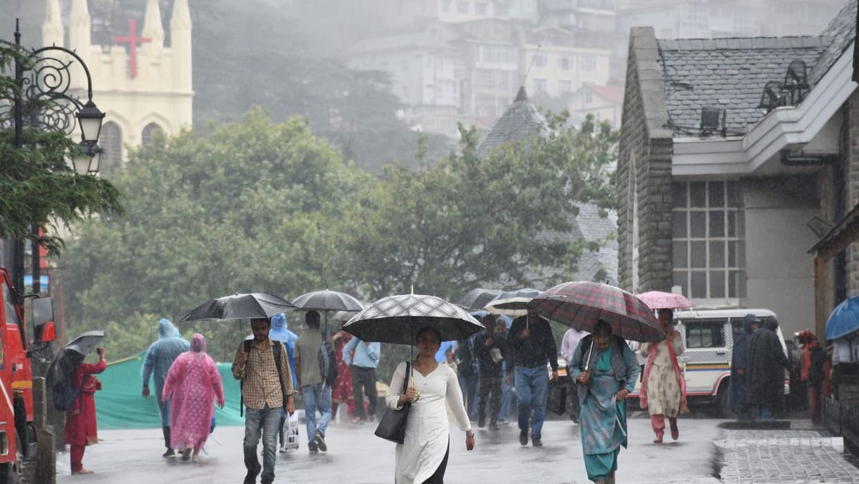 Himachal Weather Rivers in Himachal in spate waterlogging in many areas flood alert 64 roads closed
