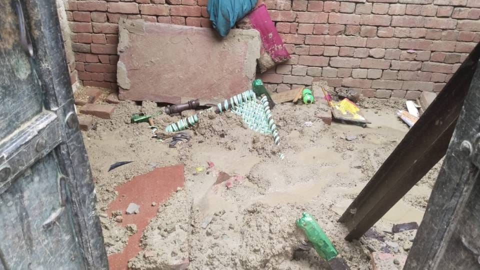 old woman sleeping on cot died after being buried under debris when lintel of house collapsed In Mainpuri