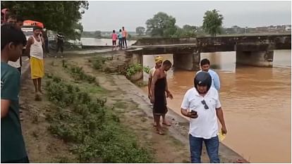 Bihar : नहर में एक सहेली का पैर फिसला, उसे बचाने में एक-एक कर तीन डूबीं; रोहतास में चार छात्राओं की मौत Bihar News : four High school girls Student died in rohtas canal mishap sasaram bihar
