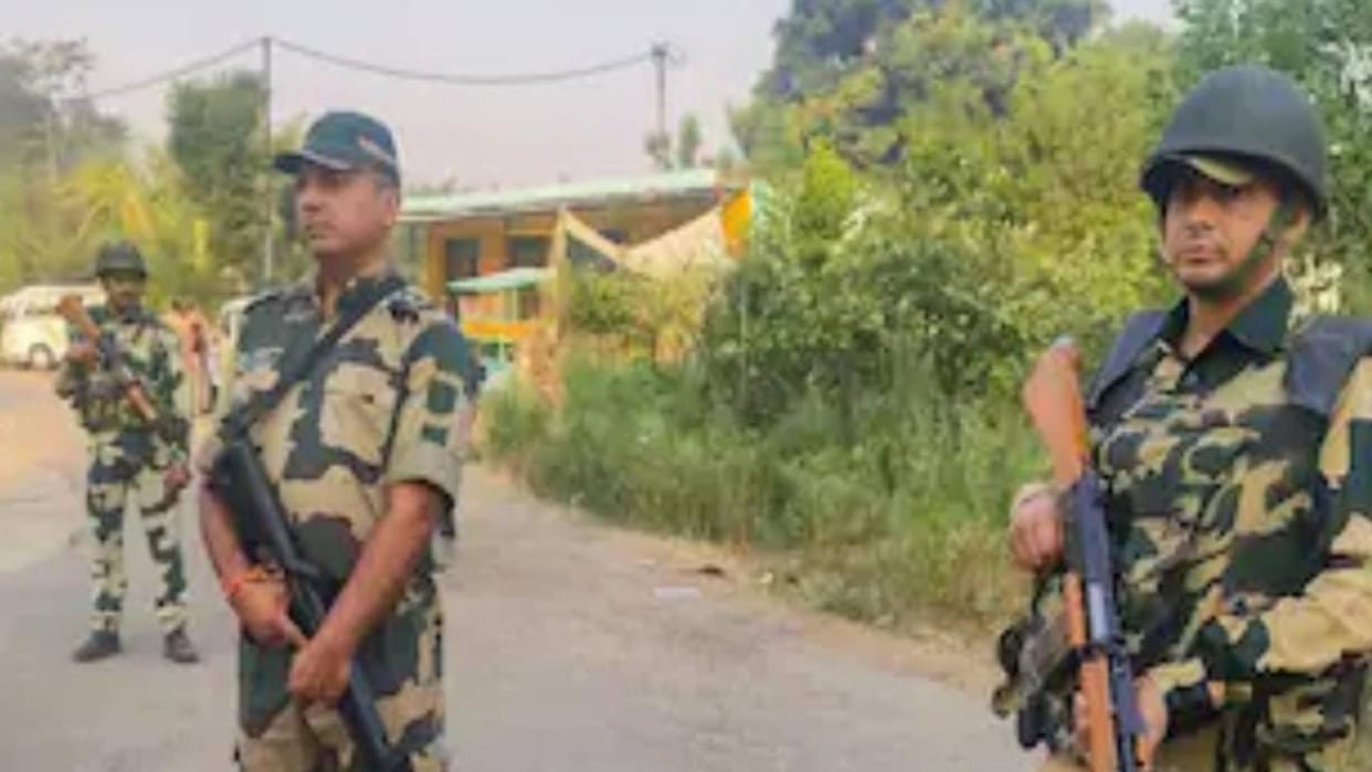 Bihar News BSF killed Bangladeshi smuggler in Kishanganj border area he was trying to cut fence