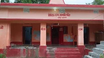 Muzaffarpur News Idols of Ram Laxman and Hanuman stolen from temple