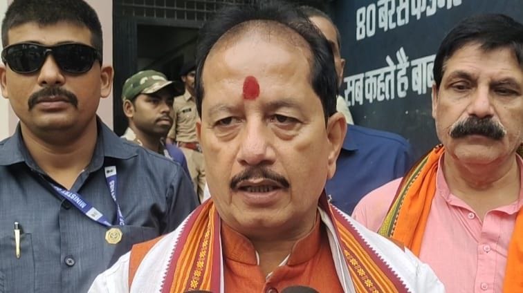 Bihar Politics News Vijay Sinha Statement on Tejashwi Yadav Tenure Bridges Collapsed Incidents in Bihar