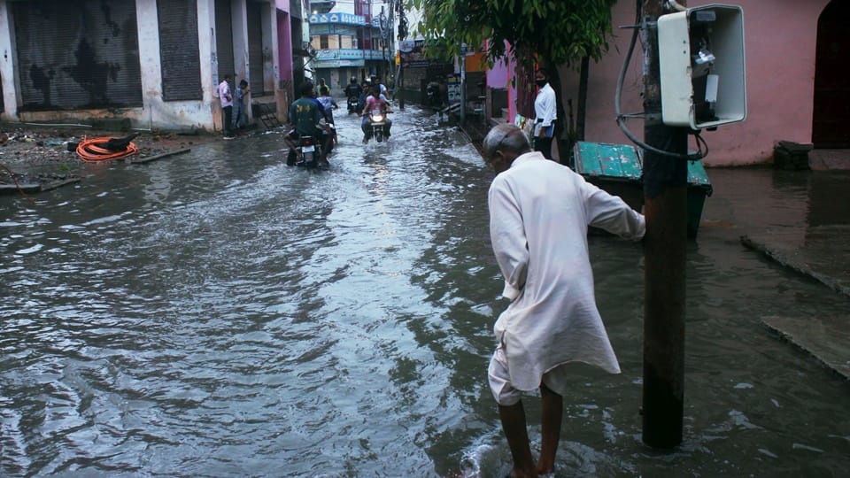 Heavy rain in Moradabad: Waterlogging from city to villages, administration issued alert
