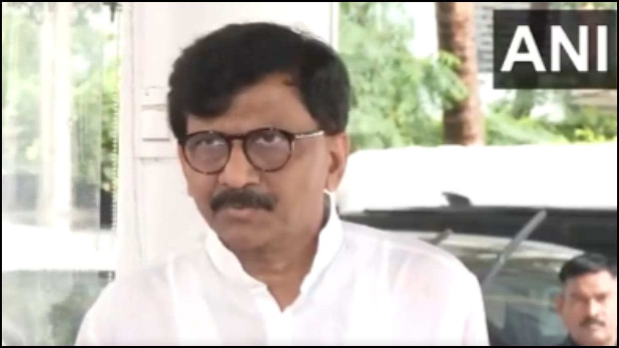 Shiv sena ubt leader Sanjay raut supports lalu yadav statement on modi government news in hindi