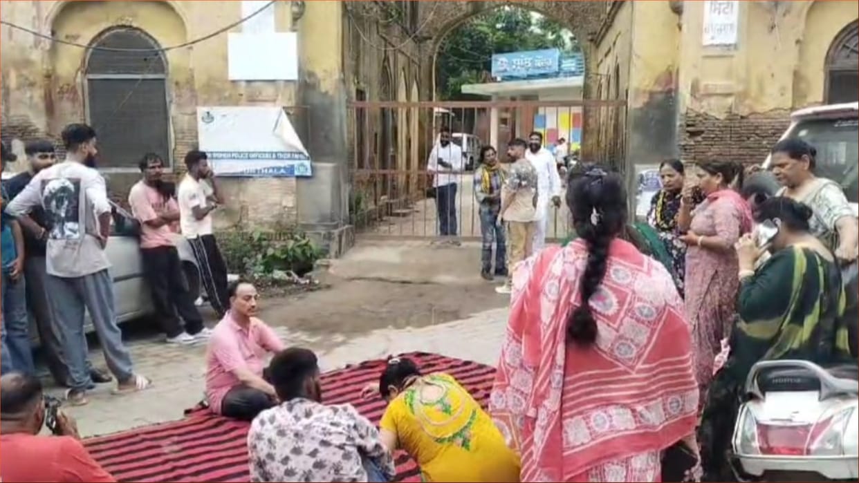 Punjab: Gang rape of minor student; Three named, family members of the accused surrounded the police station