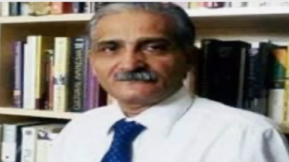 Varanasi: Senior journalist Ajay Upadhyay passes away, last rites today