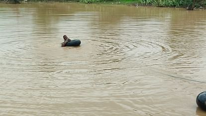 Four children drowned in water filled Yamuna Expressway roundabout ground two died search for two continues