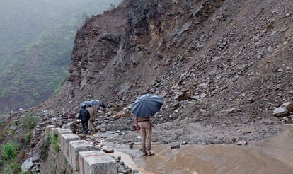Uttarakhand Weather Forecast Today: IMD Heavy Rain Alert in Nainital. Chamoli, Bageshwar, Almora News in Hindi
