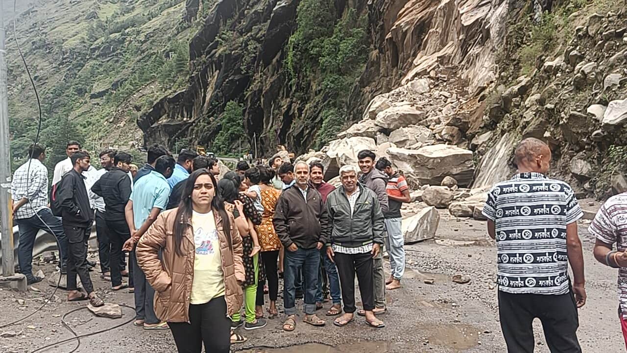 Uttarakhand weather Badrinath Highway closed at many places due to falling debris and boulders Pilgrims Stuck