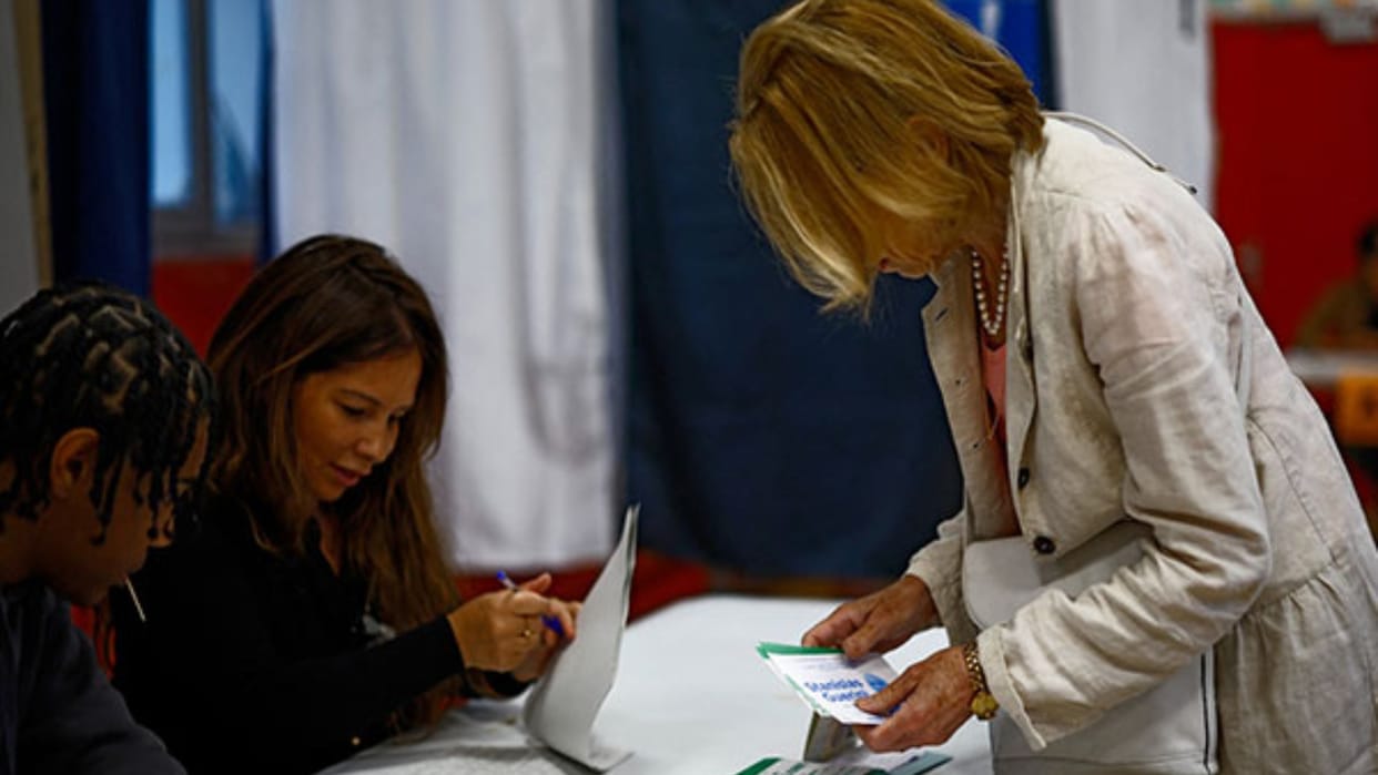 France Second round of voting begins in parliamentary elections news update in hindi