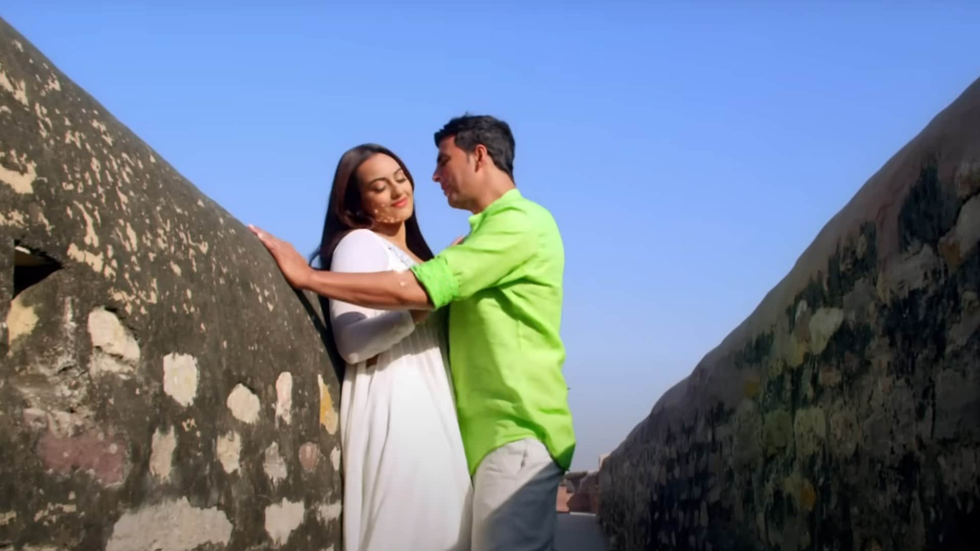 Sarfira actor Akshay kumar south superhit Remake Movies hera pheri bhool bhulaiyaa rowdy rathore holiday