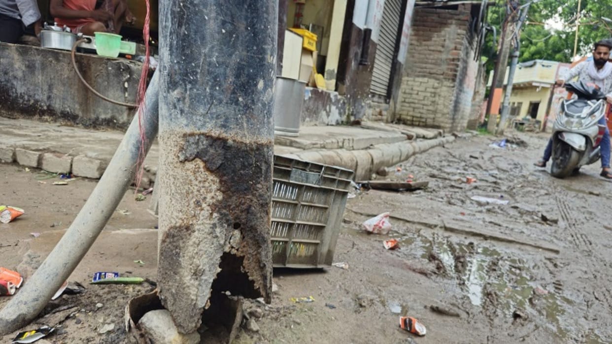 People are terrified due to dilapidated electric pole no solution found despite complaint