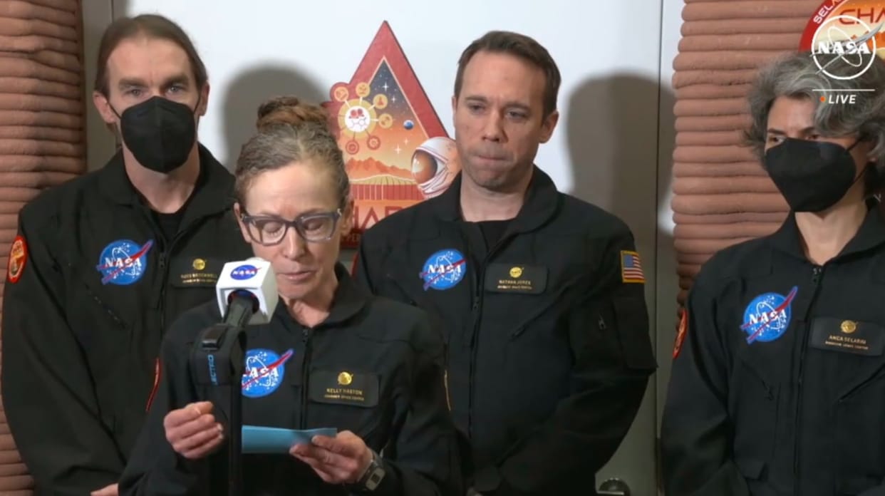 Four Humans, Who Were Living on Mars, Finish Year-Long Mission news in hindi