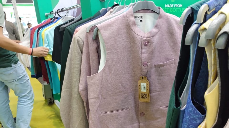 Velvet-soft clothes being made from plastic waste PM Modi is also wearing clothes made from it