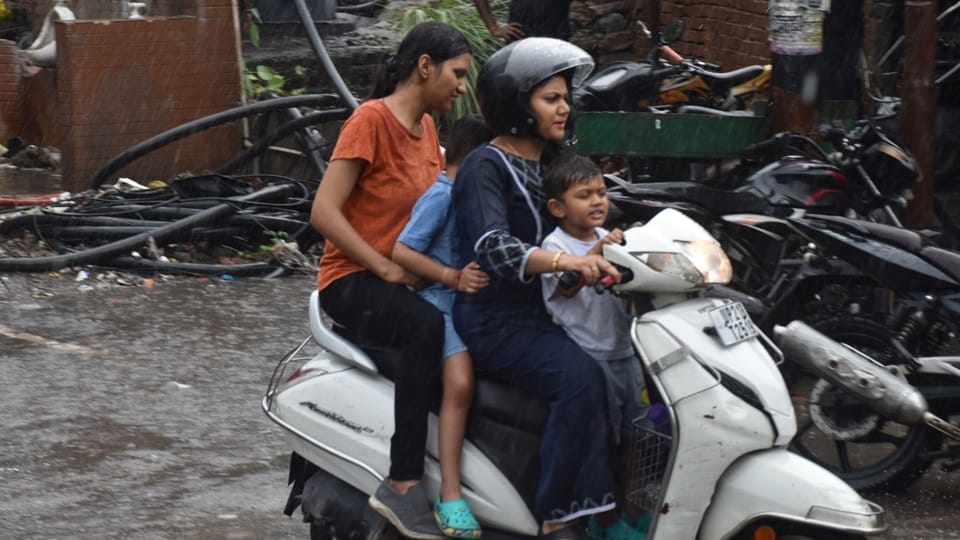 Boats started running amidst waterlogging in Moradabad, all rivers and streams are spate