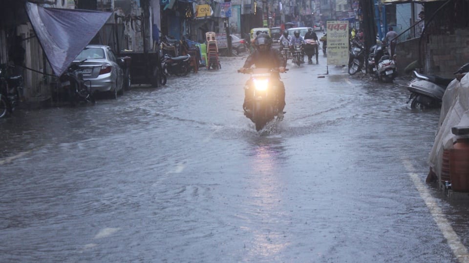 Heavy rains: Schools, colleges shut on Tue in Mumbai, Thane, Ratnagiri-Sindhudurg