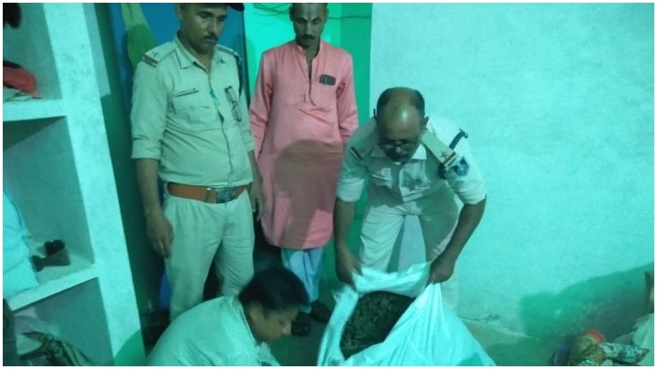 Became a ganja smuggler while working at a petrol pumpGanja worth Rs 3 lakh seized