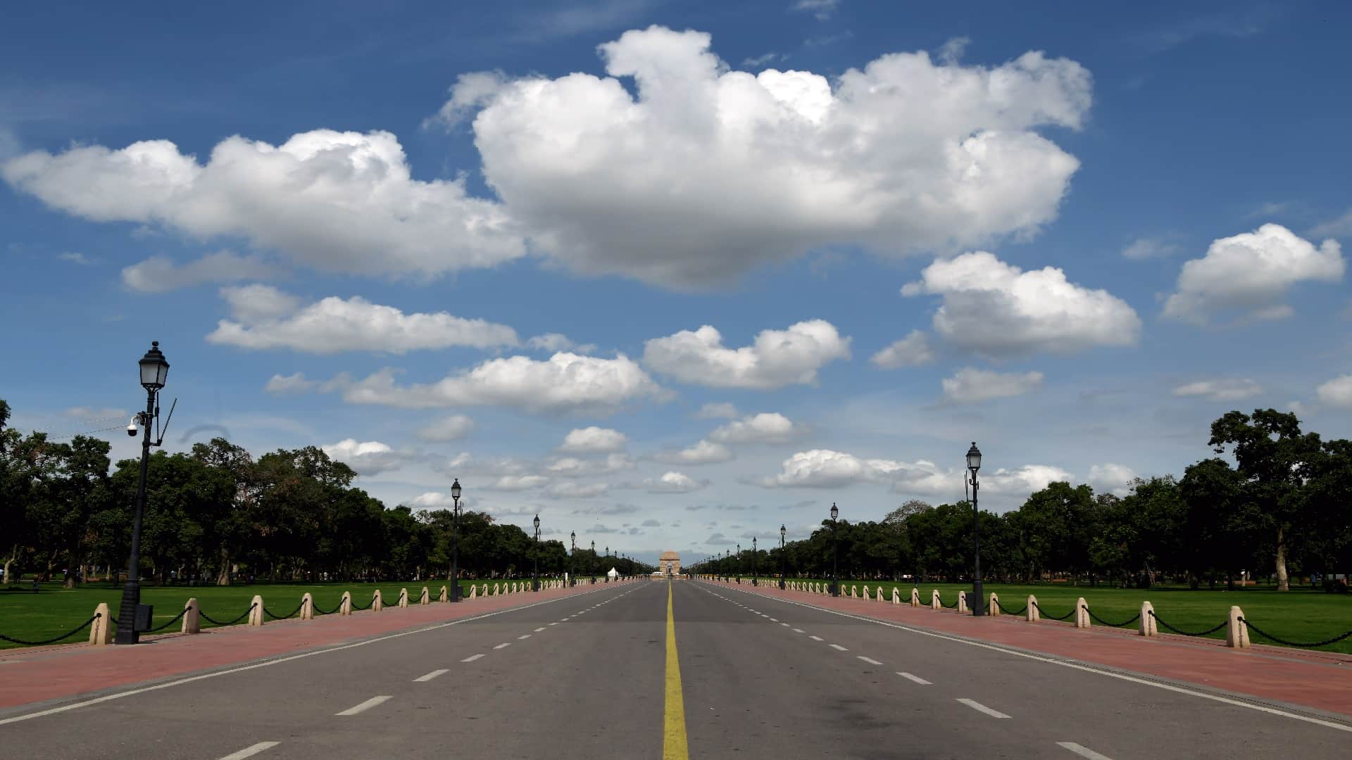 दिल्ली की हवा हुई साफ