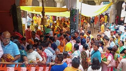 Gupt Navratri Devotees gathered in Vindhyachal Dham earned virtue special worship