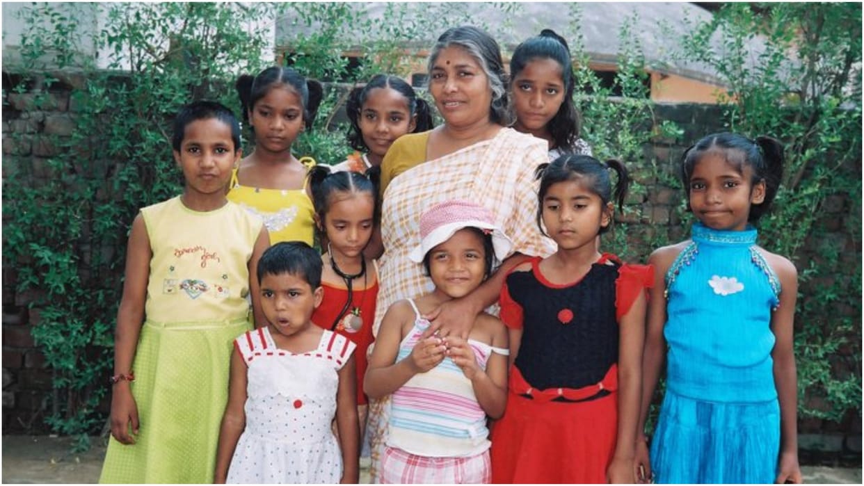 Who is Anjina Rajagopal Mummy Of 3000 Children in Noida