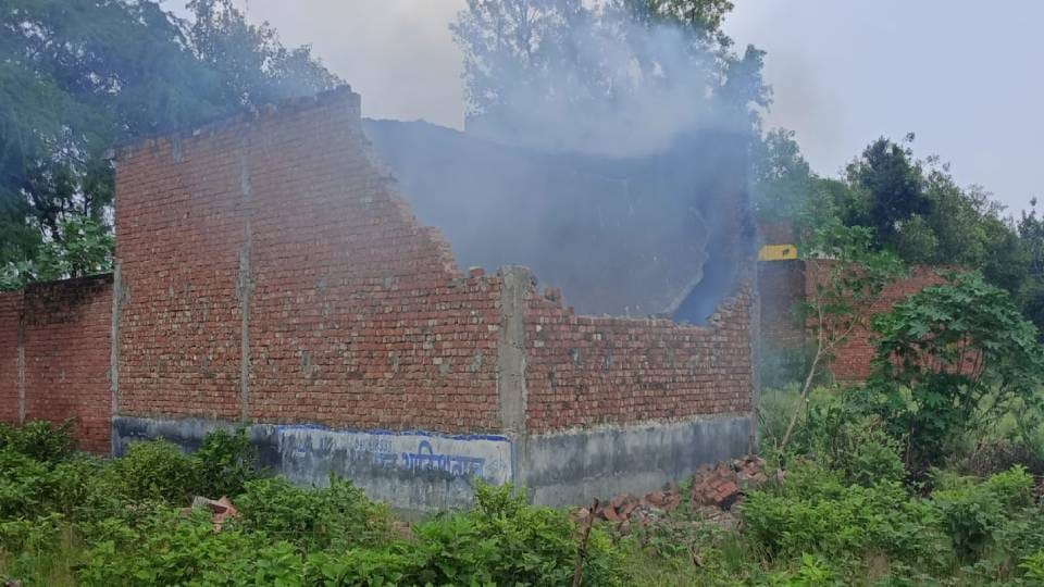 warehouse full of gunpowder exploded in Etah wall and roof were blown into pieces