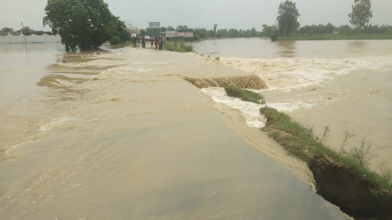 more than 100 villages affected by floods in Lakhimpur Kheri