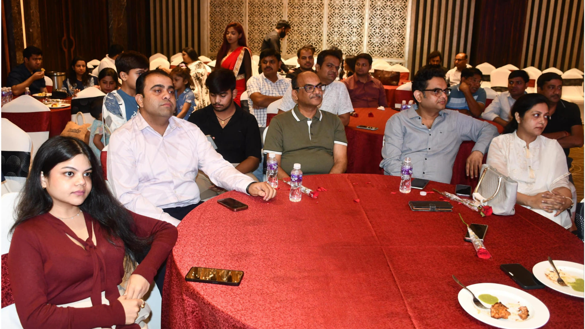 Various doctors of the city were honored under Amar Ujala, Aabhar Samarpan Ka at Hotel Radisson Blue, Gorakhpu