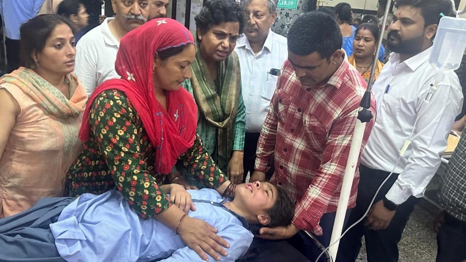 Hayrana Pinjore Bus Accident: Roadways Bus Overturned, Many Injured News in Hindi